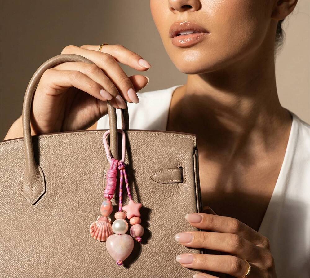 NEW MACRAE & CO women's seashells on the seashore bag charms in pink